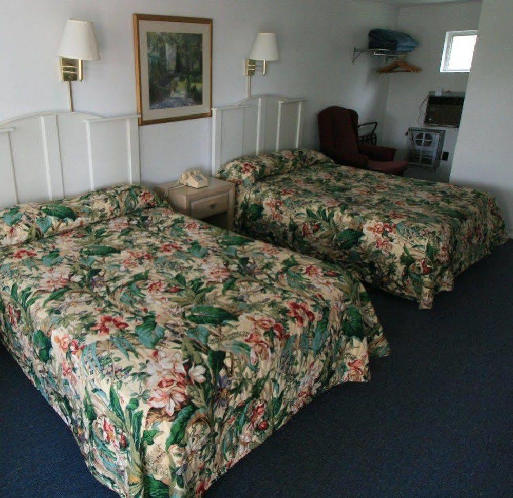 Cabin City Motel Cape May Esterno foto
